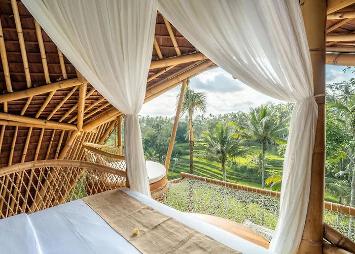 Bambootel Sawah View 5* テガララン