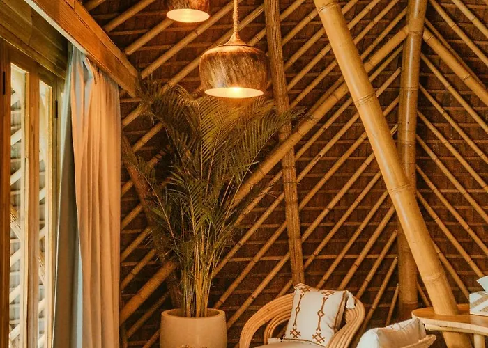 Bambootel Sawah View 5*