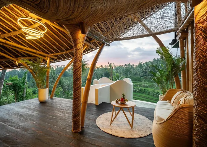 Bambootel Sawah View リゾート 5*