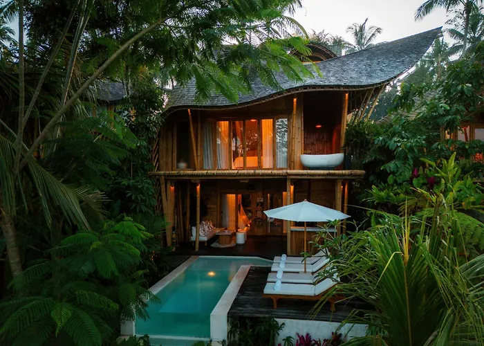 Bambootel Sawah View 5*