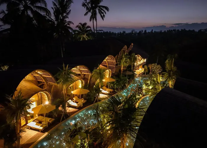 Bambootel Sawah View 5* テガララン
